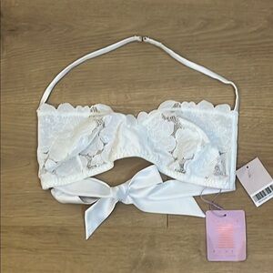 Savage x Fenty | New Floral glow lace tie back bra bralette Womens size XL NWT